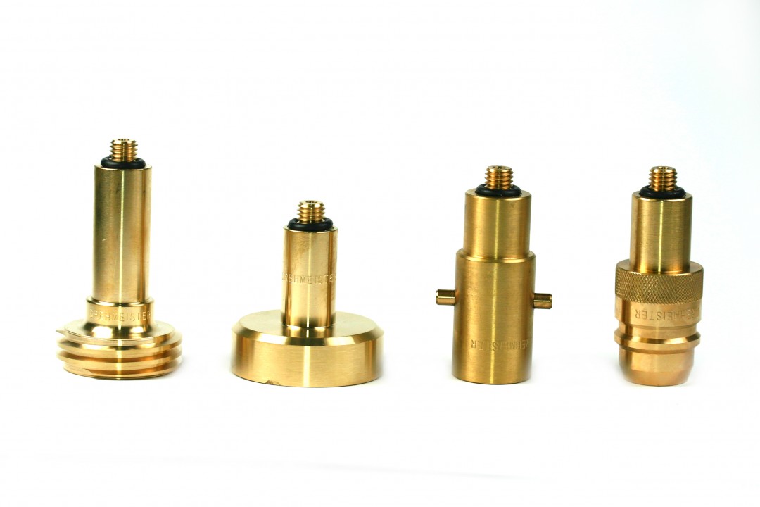 GAS LPG NIPPEL SET 10 MM AANSLUITING 4 DELIG IN TASJE